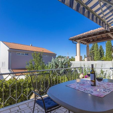 Blue Pearl Apartments Криквеница Екстериор снимка
