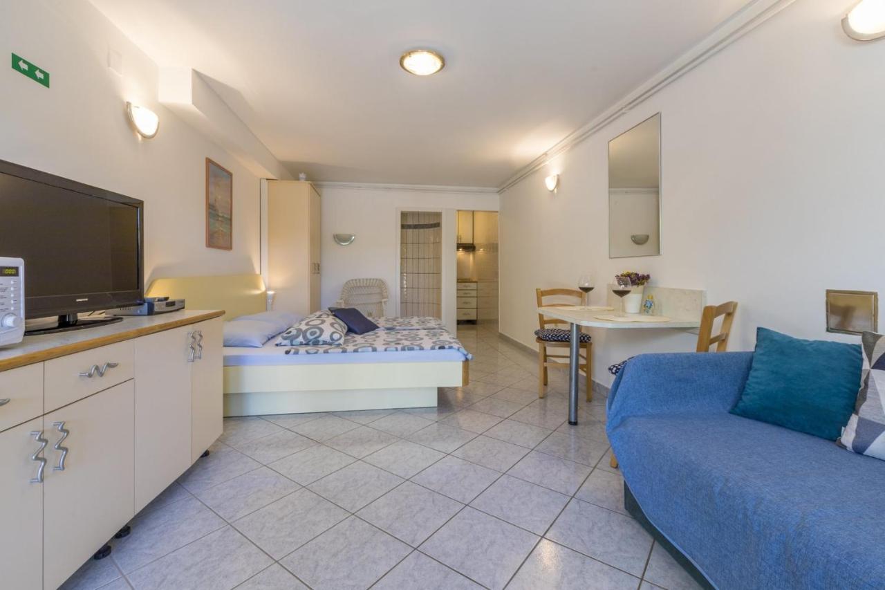 Blue Pearl Apartments Криквеница Екстериор снимка