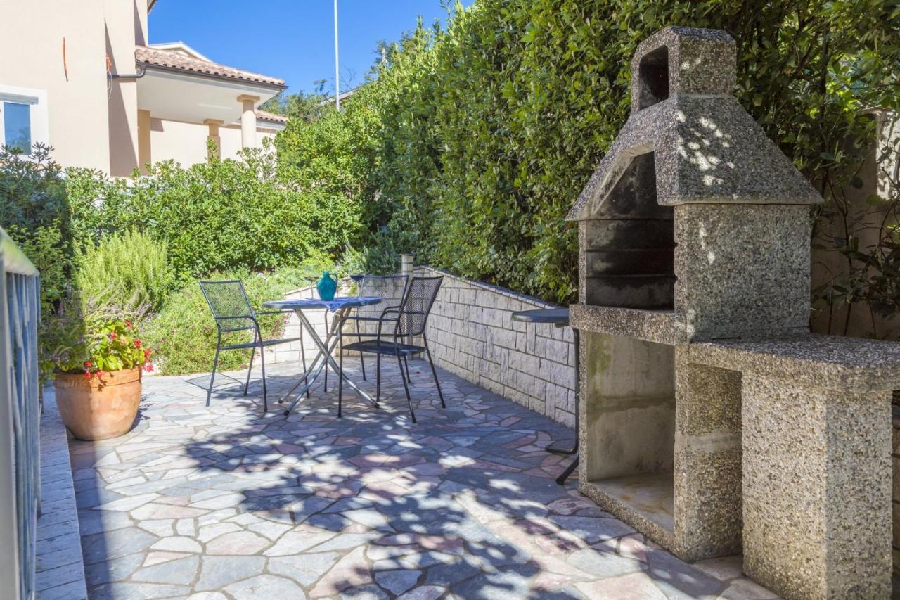 Blue Pearl Apartments Криквеница Екстериор снимка