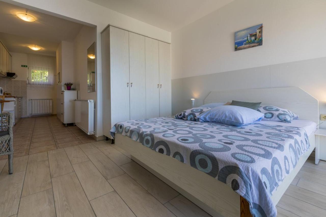 Blue Pearl Apartments Криквеница Екстериор снимка